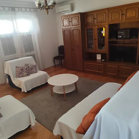 Celine & Fabienne Apartment