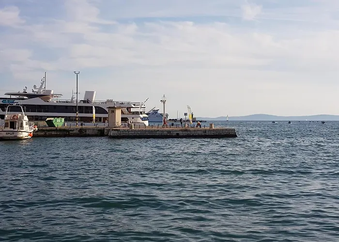 Apartman Celine & Fabienne Brodarica (Sibenik-Knin)