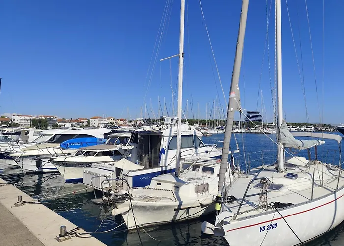 Celine & Fabienne Apartman